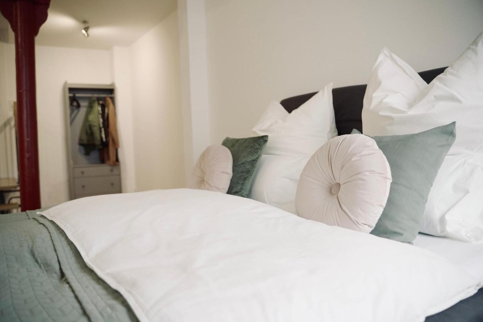 De La Vie Reutlingen - Altstadt Apartment An Stadthalle & Am Marktplatz 외부 사진