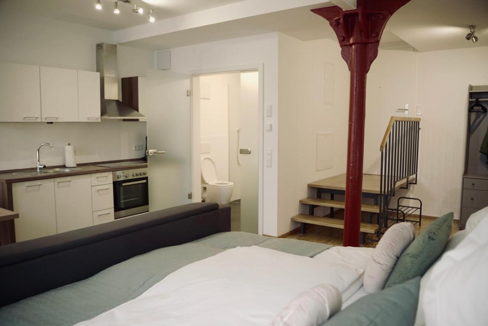 De La Vie Reutlingen - Altstadt Apartment An Stadthalle & Am Marktplatz 외부 사진